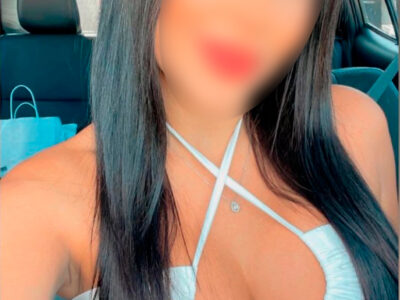 Mellissa, una chica que te volverá loco de placer!